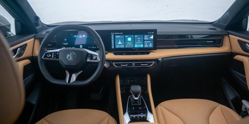 Chińskie hybrydy PHEV z emisją poniżej 50g CO2 – Ranking ofert i korzyści podatkowe 2026