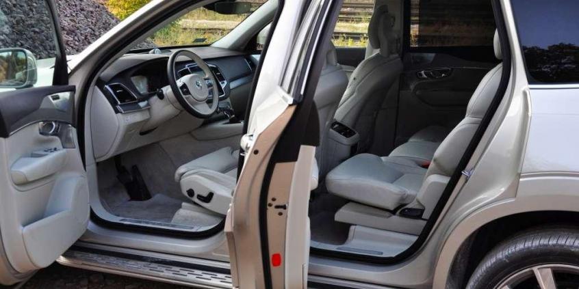 Volvo XC90 D5 Inscription - szwedzkie wychowanie