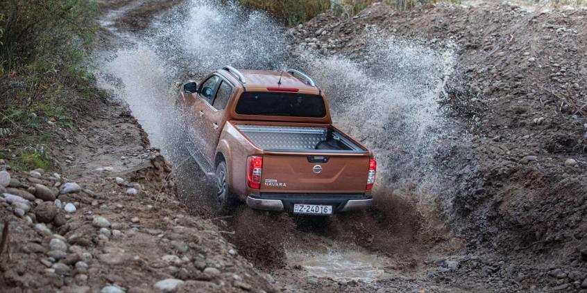 Nissan NP300 Navara - nieustraszony terenowiec