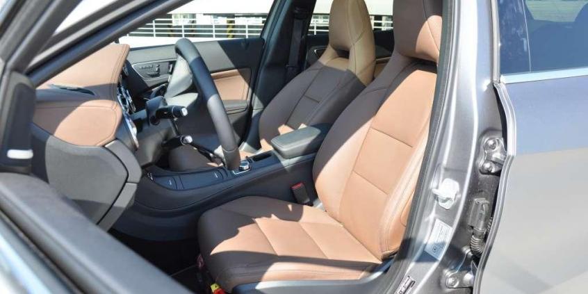 Mercedes GLA 250 4Matic Urban - Do miasta