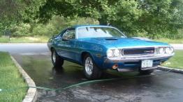 Dodge Challenger I 5.9 i V8 248KM 182kW 1974