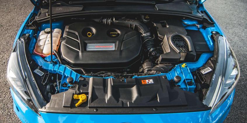 Ford Focus RS - niebieski terrorysta