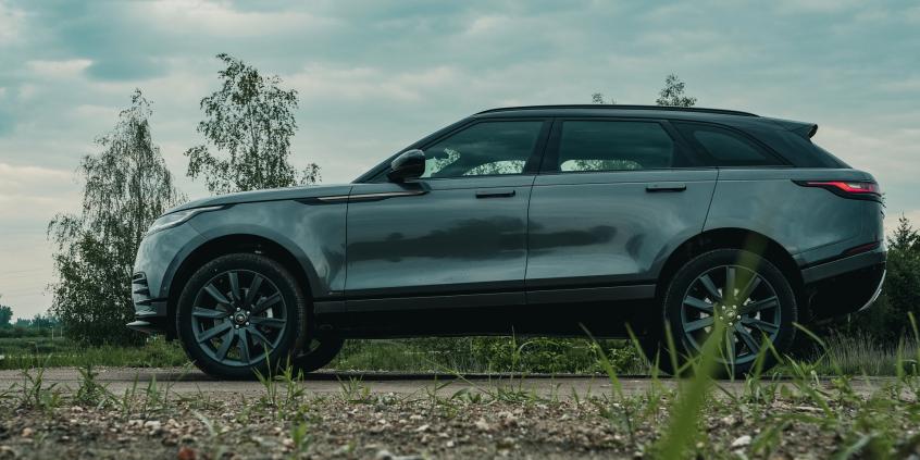 Range Rover Velar D275 HSE – z dieslem też mu do twarzy