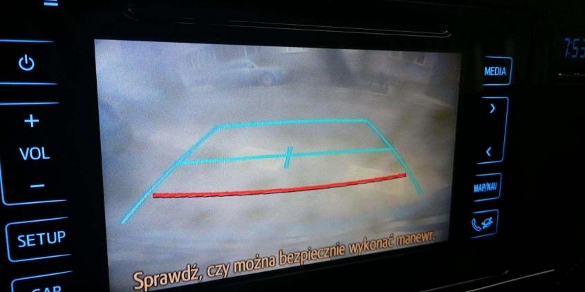 Toyota Auris Touring Sports Hybrid - test długodystansowy po 5 tysiącach km 