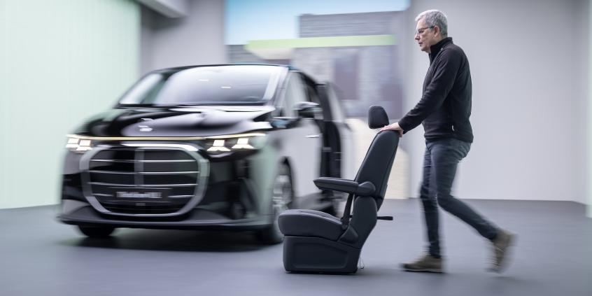 Mercedes VLE 2026 to szczyt luksusu w skórze vana. Ma kino 8K, technologię 800V i zwrotność auta miejskiego