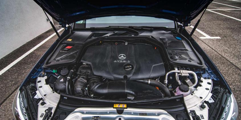 Mercedes C300h - hybrydowy diesel