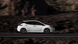 Nissan Leaf (2018) - prawy bok