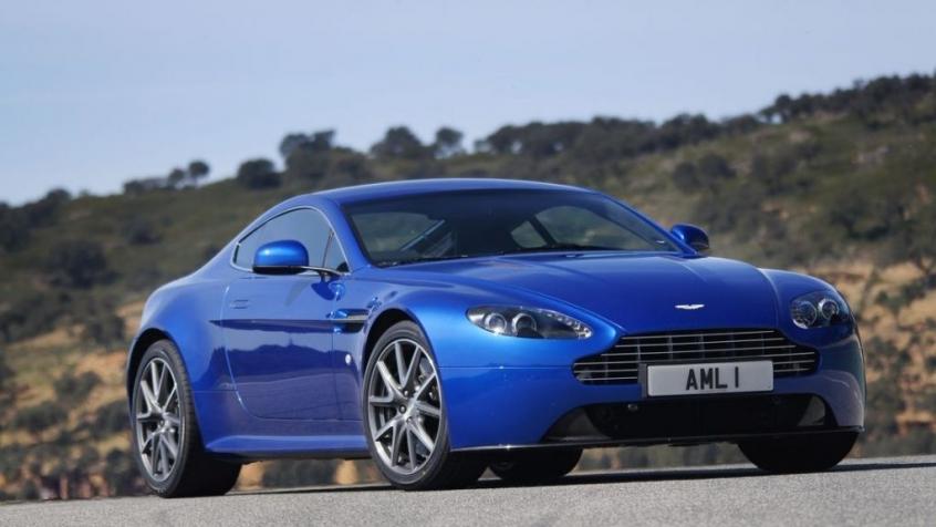 Aston Martin V8 Vantage III Vantage 4.3 i V8 32V 385KM 283kW 2005-2008