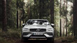 Volvo V60 Cross Country (2018) - widok z przodu
