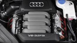 Audi A4 B7 Sedan 2.7 V6 TDI CR 180KM 132kW 2005-2008