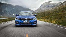 BMW seria 3 (2018) - widok z przodu