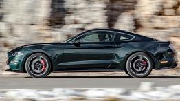 Ford Mustang BULLITT - lewy bok