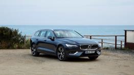 Volvo V60 D4 Inscription Denim Blue (2018) - widok z przodu
