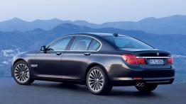 BMW 7 2008 - lewy bok