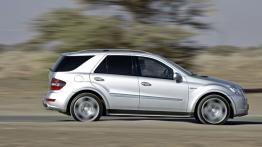 Mercedes Klasa M AMG 2008 - prawy bok