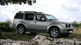 Nissan Pathfinder 2008 - prawy bok