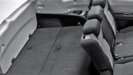 Subaru Tribeca 2008 - bagażnik - inne ujęcie