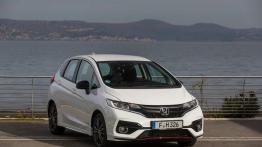 Honda Jazz Dynamic 1.5 i-VTEC (2018) - widok z przodu