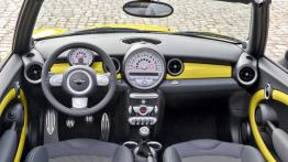 Mini Cabrio 2008 - pełny panel przedni