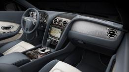 Bentley Continental GT V8 - pełny panel przedni