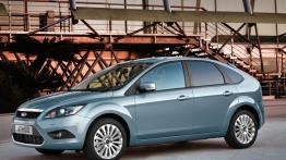 Ford Focus Hatchback 2008 - lewy bok