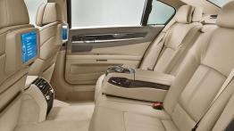 BMW 7 2008 - tylna kanapa