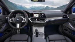 BMW seria 3 (2018) - pe?ny panel przedni