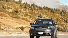 Subaru Tribeca 2008 - widok z przodu