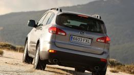 Subaru Tribeca 2008 - widok z tyłu