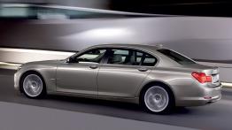 BMW 7 2008 - lewy bok