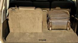 Subaru Tribeca 2008 - bagażnik - inne ujęcie
