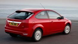 Ford Focus Hatchback 2008 - widok z tyłu