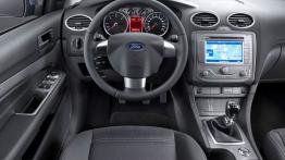 Ford Focus Hatchback 2008 - kokpit
