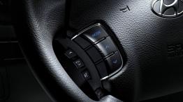 Hyundai Sonata 2008 - sterowanie w kierownicy