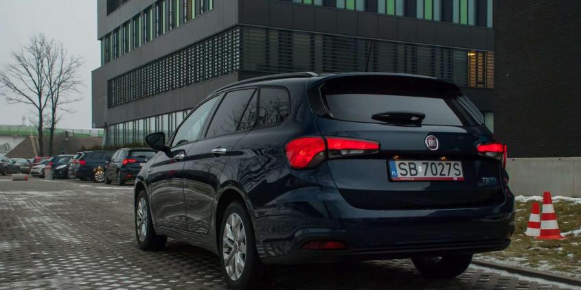 Powiększona rodzina Fiata Tipo – do sedana dołącza hatchback i kombi