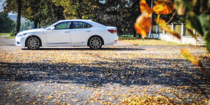 Używany samochód hybrydowy. Na co zwrócić uwagę?