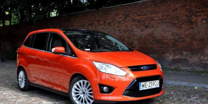 Dla rodziny, dla przyjaciół, dla bagażu - Ford Grand C-Max 1.6 EcoBoost Titanium