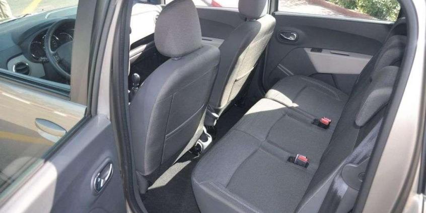 Dacia Lodgy - rodzinny autobus w niedrogim wydaniu