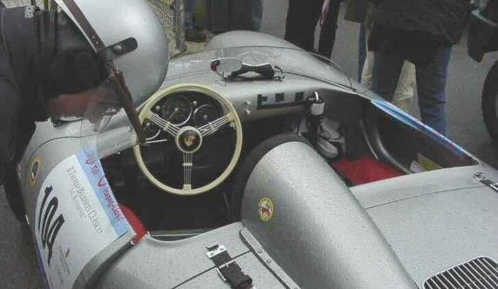 Auto naznaczone klątwą