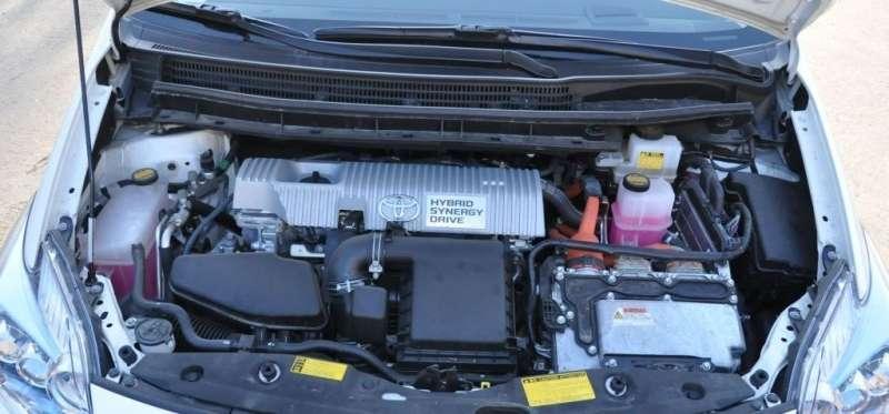 Toyota Prius - elektryk z doktoratem