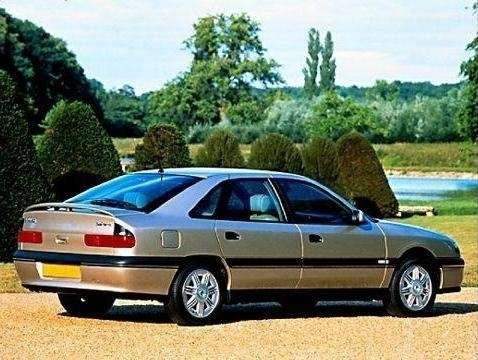 Renault Safrane - francuska &amp;quot;a-szóstka&amp;quot; w cenie Golfa