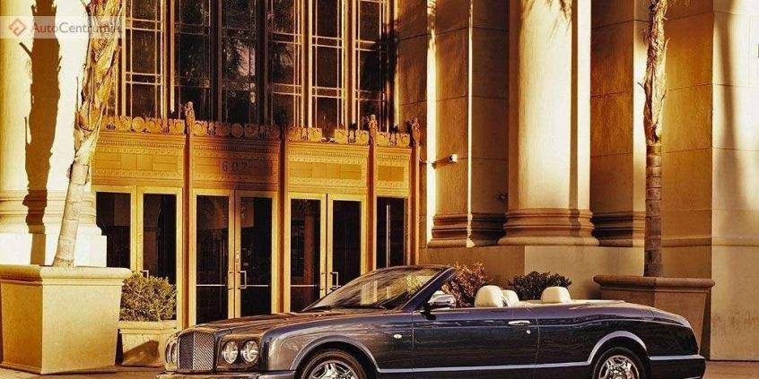 Bentley Azure - czerwona płachta na ekologów