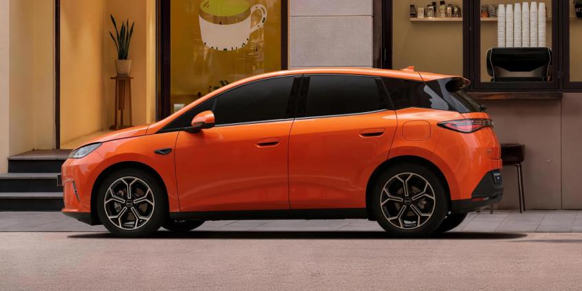 BYD rzuca wyzwanie Yarisowi i Clio. Nowa hybryda plug-in ma zmienić segment B