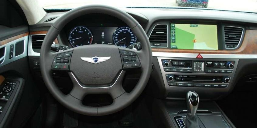 Nowy Hyundai Genesis - koreańska demonstracja