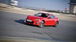 Toyota GT 86 - widok z przodu