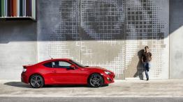 Toyota GT 86 - prawy bok