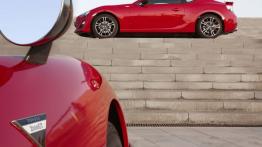 Toyota GT 86 - lewy bok