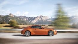 Toyota GT 86 - prawy bok