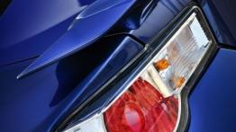 Toyota GT 86 - lewy tylny reflektor - wyłączony