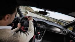 Toyota GT 86 - pełny panel przedni